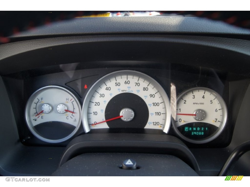 2008 Dodge Dakota Sport Crew Cab 4x4 Gauges Photo #71336466