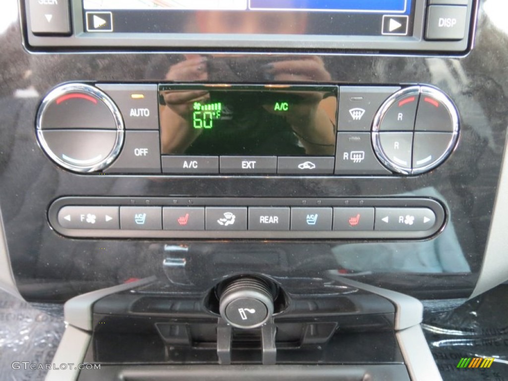 2013 Ford Expedition Limited Controls Photo #71338943
