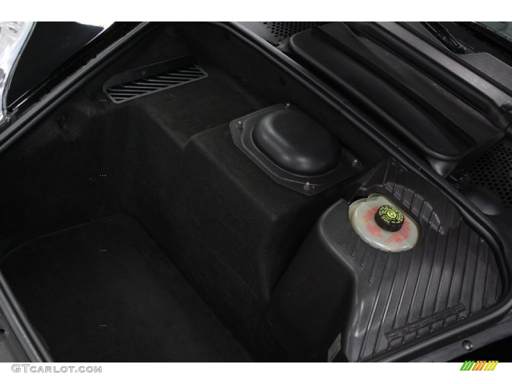 2002 Porsche 911 Turbo Coupe Trunk Photo #71339172