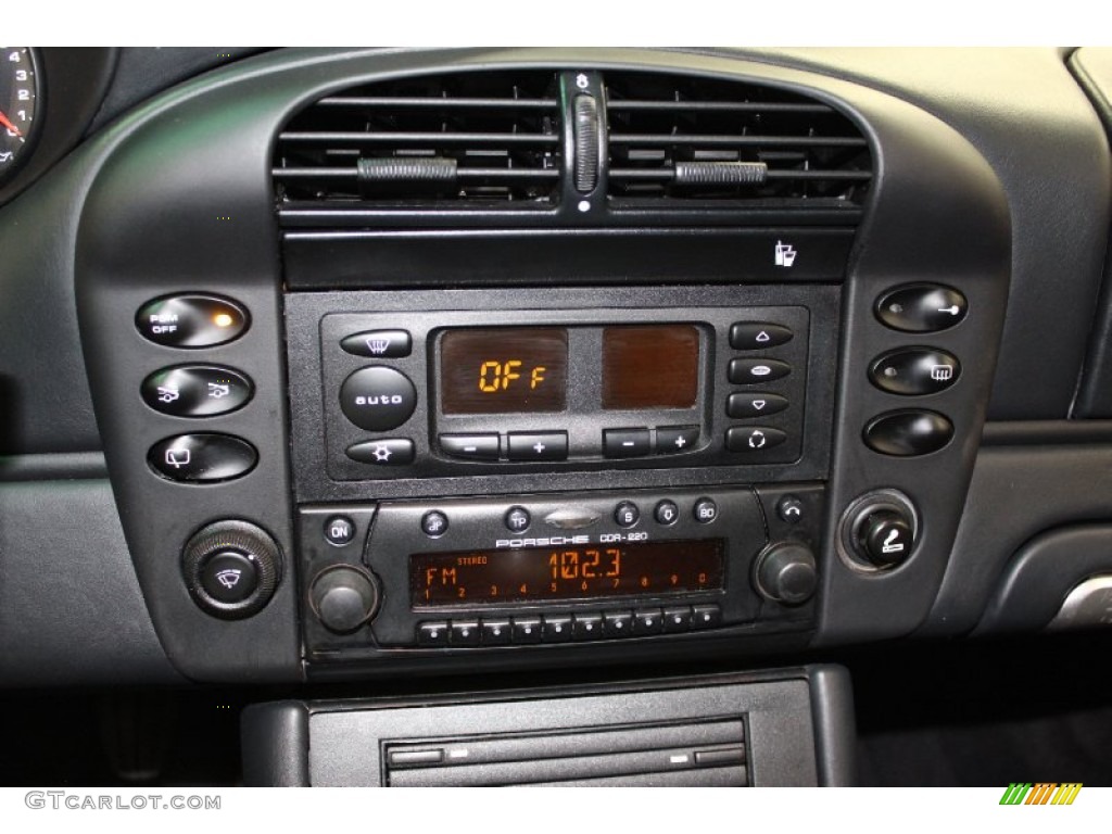 2002 Porsche 911 Turbo Coupe Controls Photo #71339294