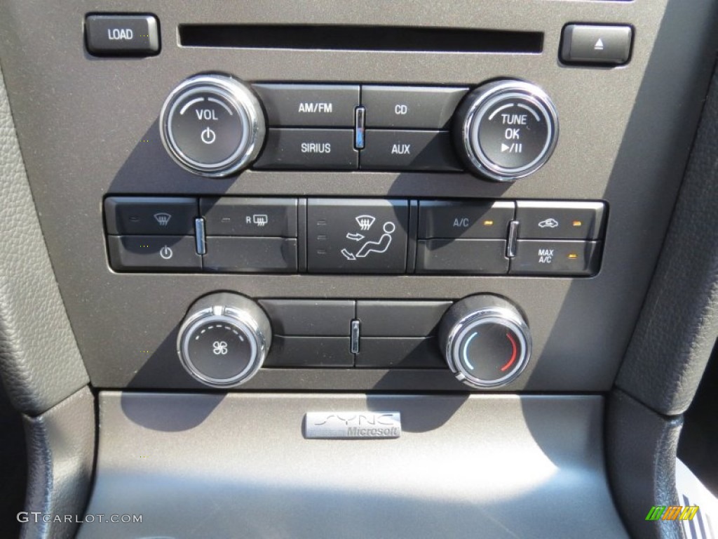 2013 Ford Mustang Boss 302 Laguna Seca Controls Photo #71339596