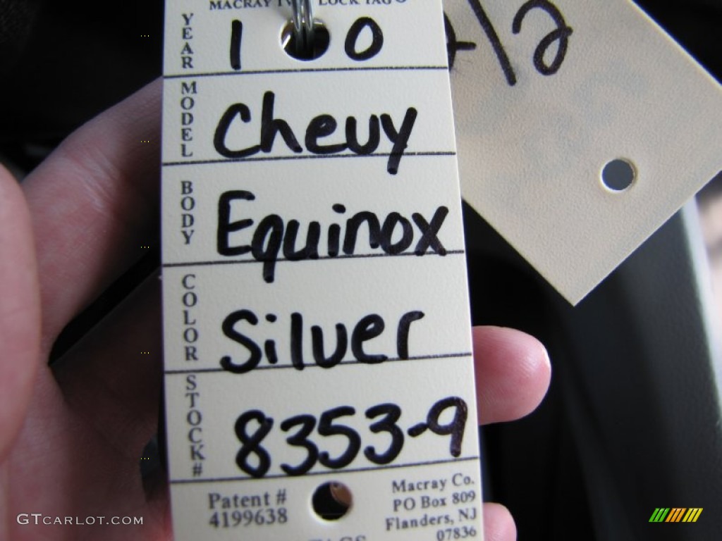 2010 Equinox LS AWD - Silver Ice Metallic / Jet Black/Light Titanium photo #24