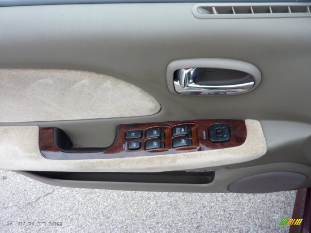 2005 Hyundai Sonata GLS V6 Door Panel Photos
