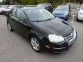 Black - Jetta SE Sedan Photo No. 1