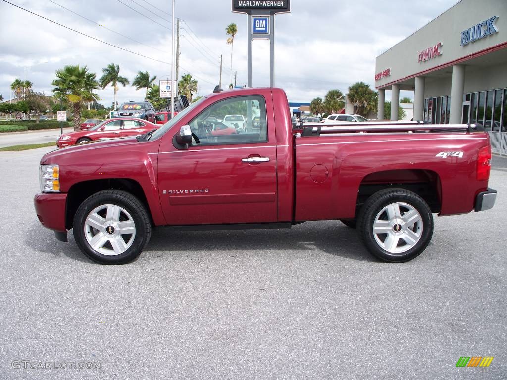 2007 Silverado 1500 LT Regular Cab 4x4 - Sport Red Metallic / Light Cashmere/Ebony Black photo #1