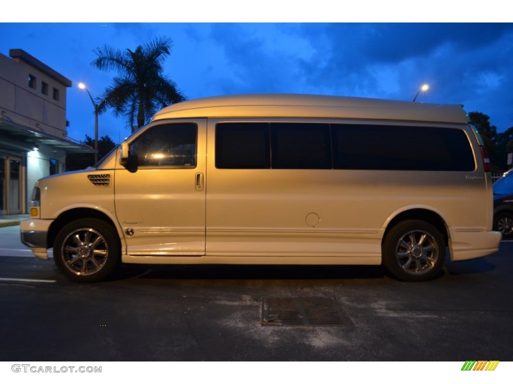 2011 Express 1500 Passenger Conversion Van - Sandstone Metallic / Neutral photo #6