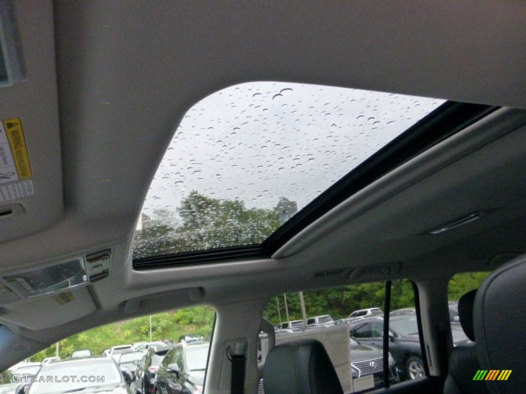 2013 Lexus LX 570 Sunroof Photo #71343569