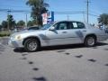 1999 Silver Frost Metallic Lincoln Town Car Cartier  photo #2