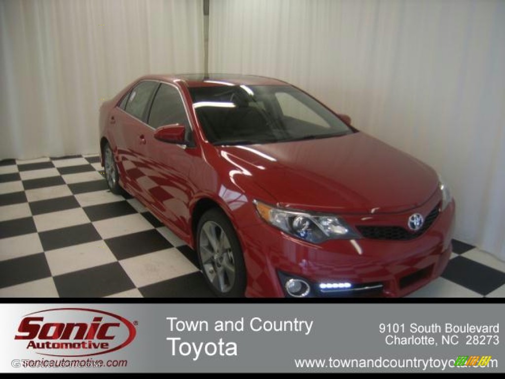 2012 Camry SE V6 - Barcelona Red Metallic / Black photo #1