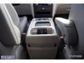 2009 Nocturne Black Metallic Volkswagen Routan SEL  photo #28