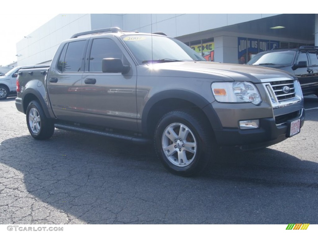 2007 Explorer Sport Trac XLT 4x4 - Mineral Grey Metallic / Camel photo #1