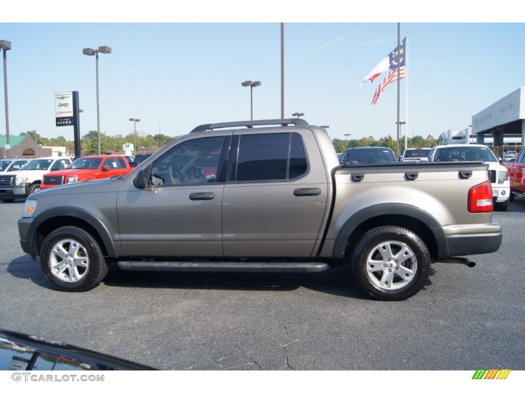 2007 Explorer Sport Trac XLT 4x4 - Mineral Grey Metallic / Camel photo #5