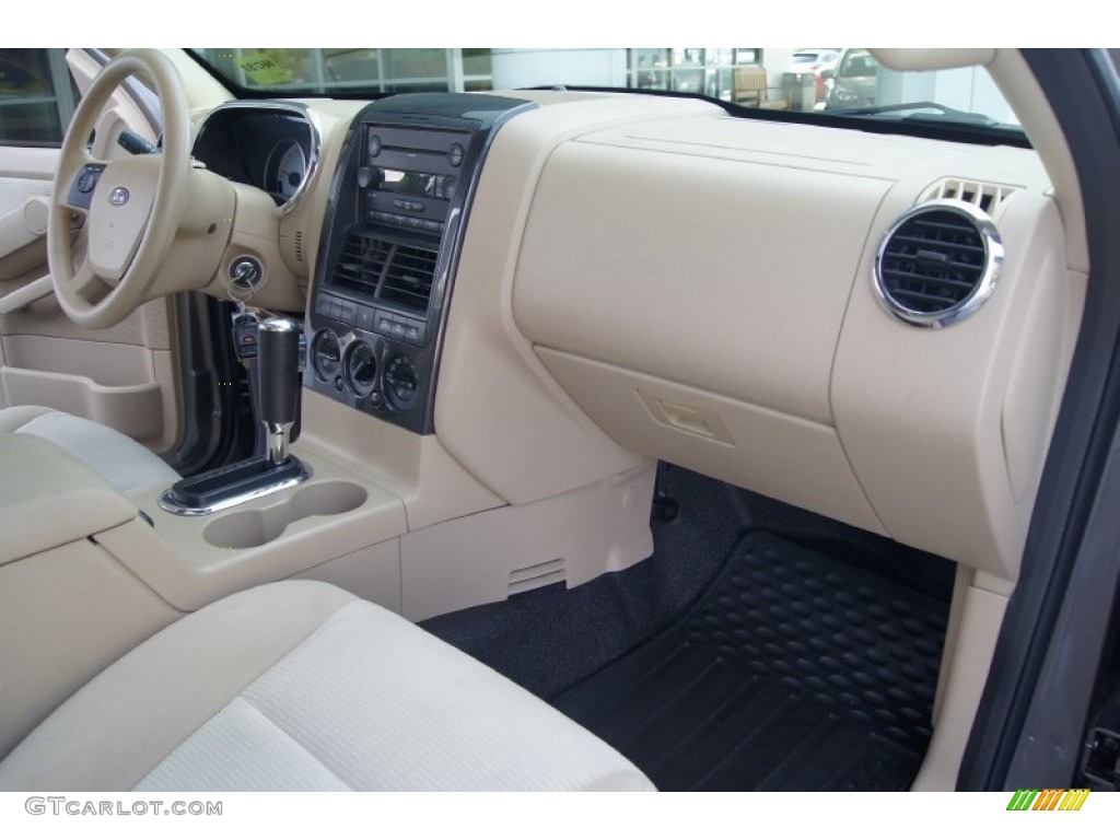 2007 Explorer Sport Trac XLT 4x4 - Mineral Grey Metallic / Camel photo #14