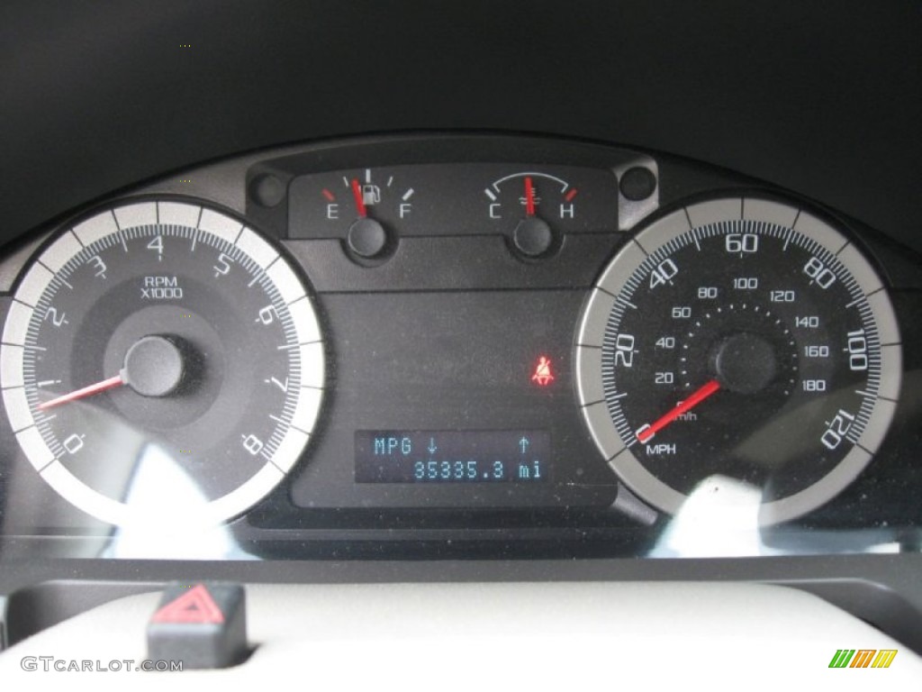2009 Escape XLT V6 4WD - Torch Red / Stone photo #13