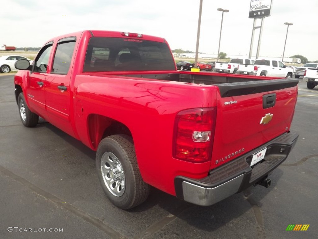 2013 Silverado 1500 LS Crew Cab - Victory Red / Dark Titanium photo #7