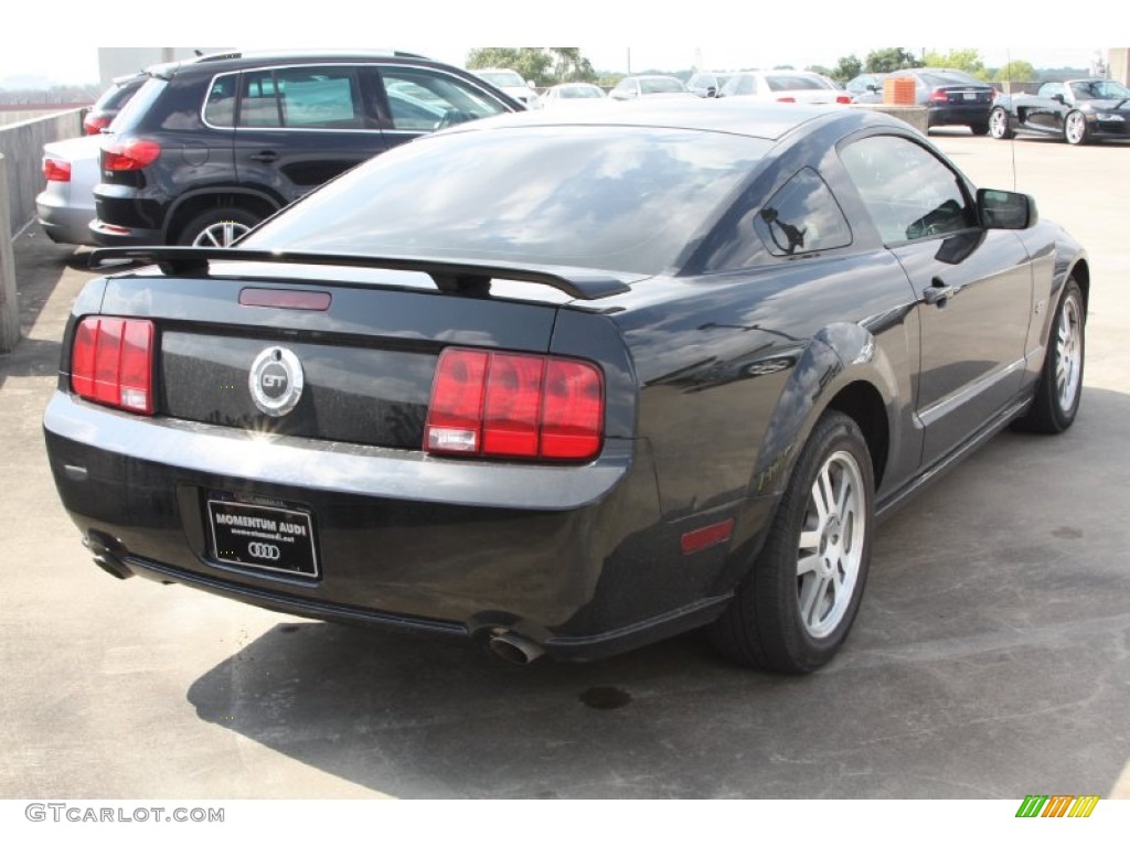 2005 Mustang GT Premium Coupe - Black / Red Leather photo #5