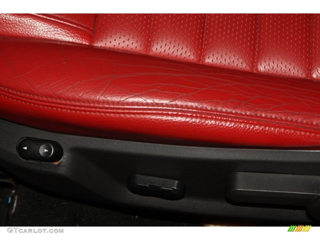 2005 Mustang GT Premium Coupe - Black / Red Leather photo #11