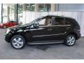 Black - ML 350 4Matic Photo No. 3