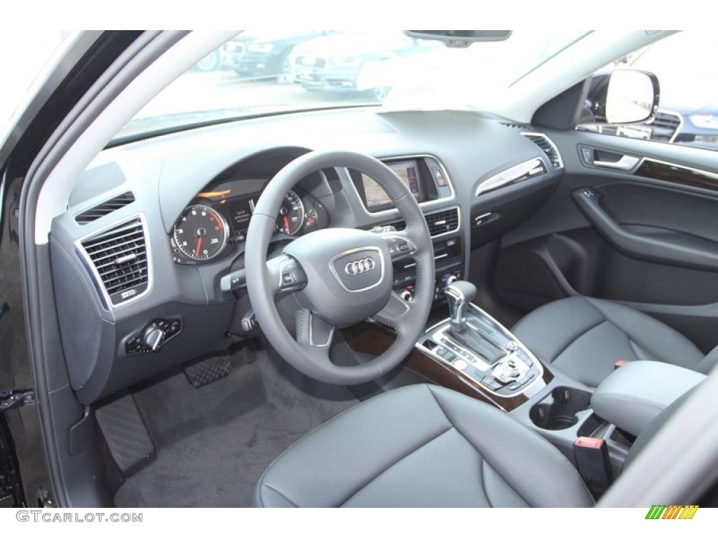 Black Interior 2013 Audi Q5 2.0 TFSI quattro Photo #71355200