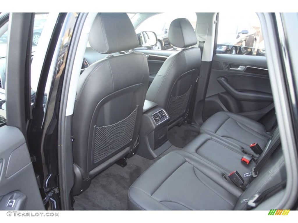 2013 Audi Q5 2.0 TFSI quattro Rear Seat Photo #71355227