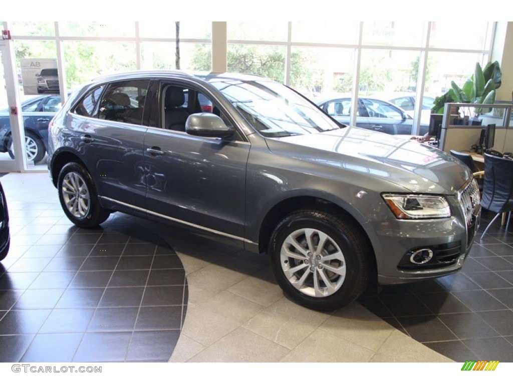 2013 Q5 2.0 TFSI quattro - Monsoon Gray Metallic / Black photo #6