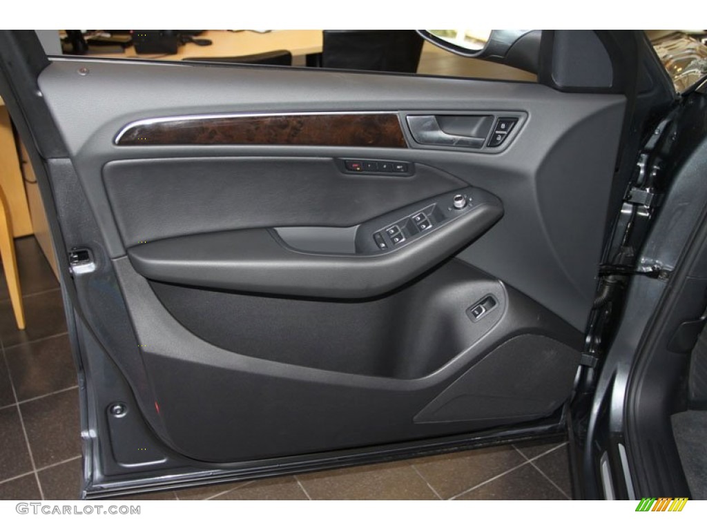 2013 Q5 2.0 TFSI quattro - Monsoon Gray Metallic / Black photo #8