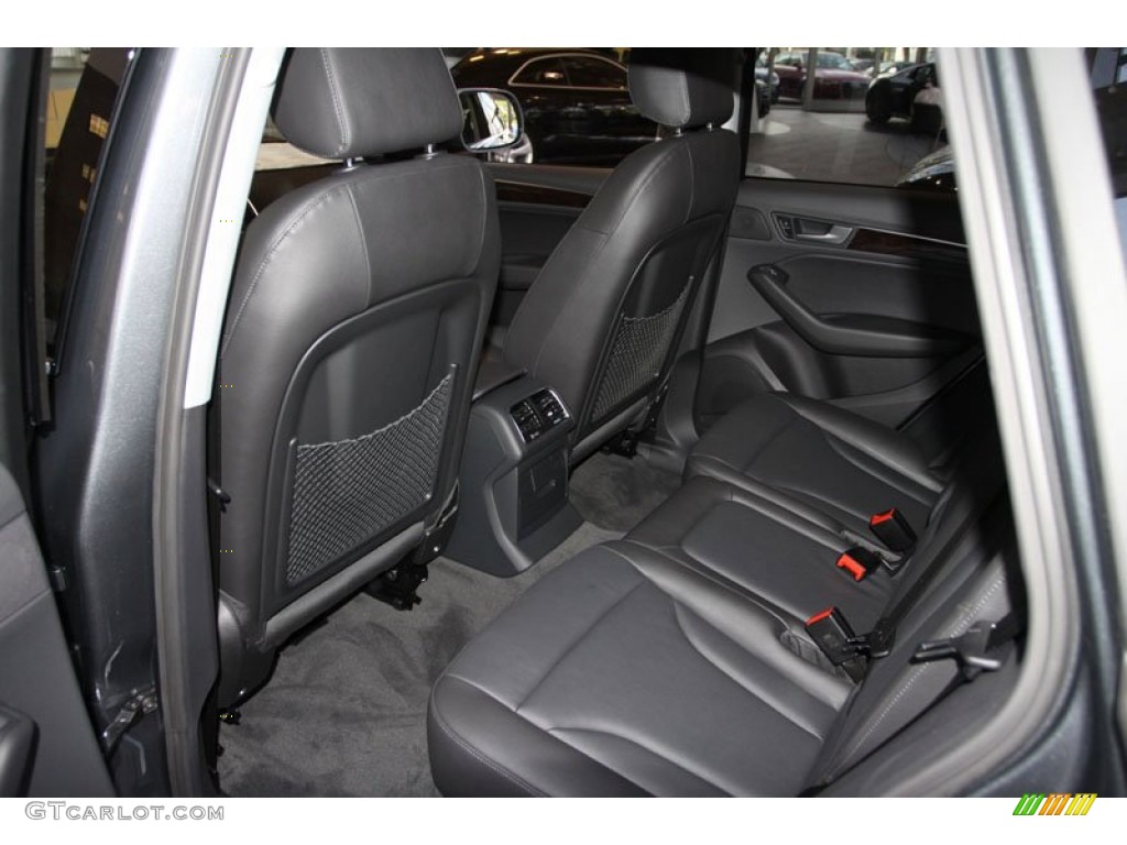 2013 Q5 2.0 TFSI quattro - Monsoon Gray Metallic / Black photo #11
