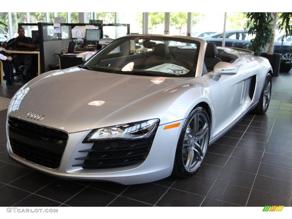 2012 Audi R8 Spyder 4.2 FSI quattro Exterior Photos