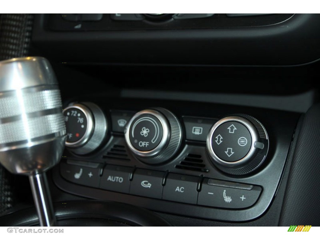 2012 Audi R8 Spyder 4.2 FSI quattro Controls Photo #71355746