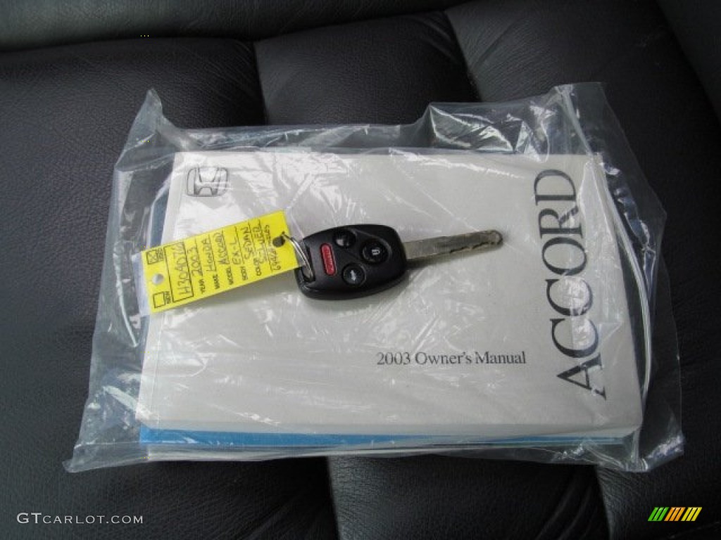 2003 Honda Accord EX V6 Sedan Keys Photos