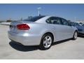 Reflex Silver Metallic - Passat TDI SE Photo No. 2