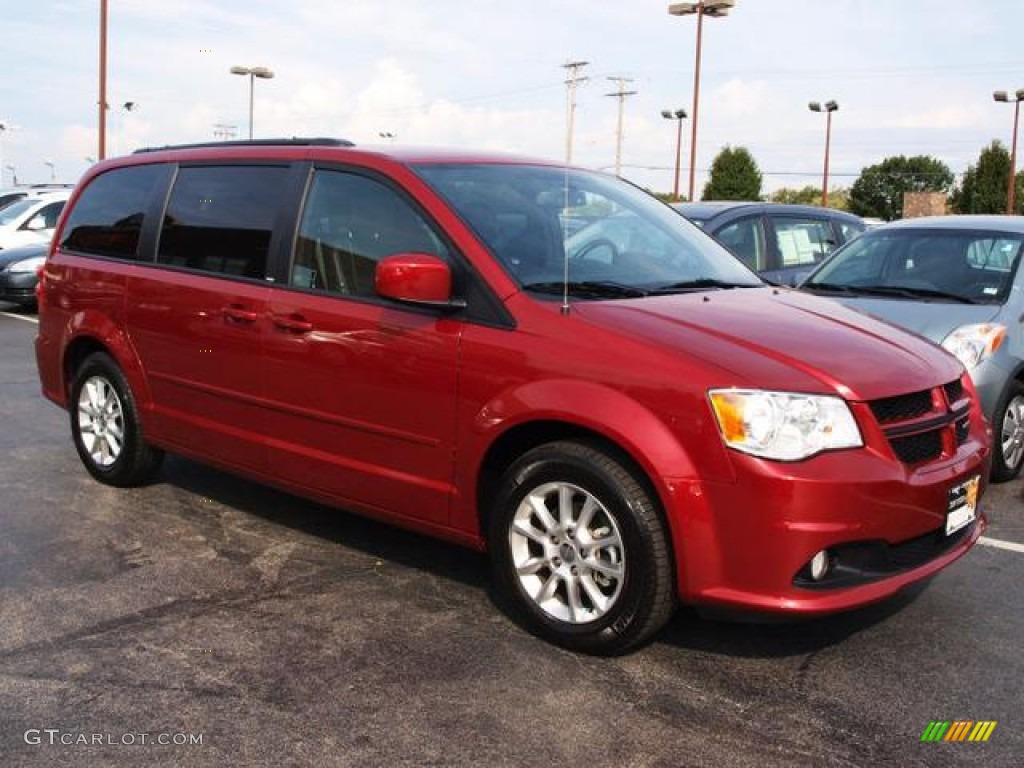 Deep Cherry Red Crystal Pearl 2011 Dodge Grand Caravan R/T Exterior Photo #71362511