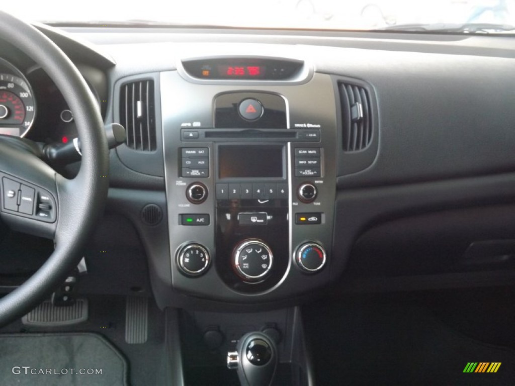 2013 Forte EX - Titanium / Black photo #8