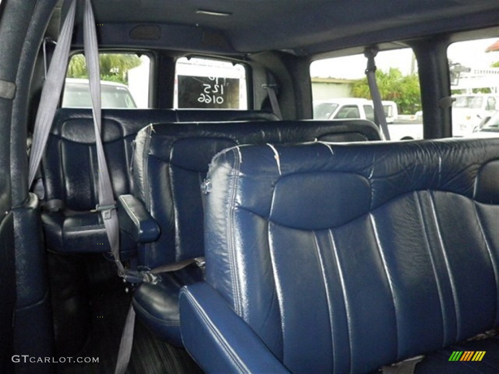 1998 Chevy Van G2500 Passenger - Summit White / Blue photo #16