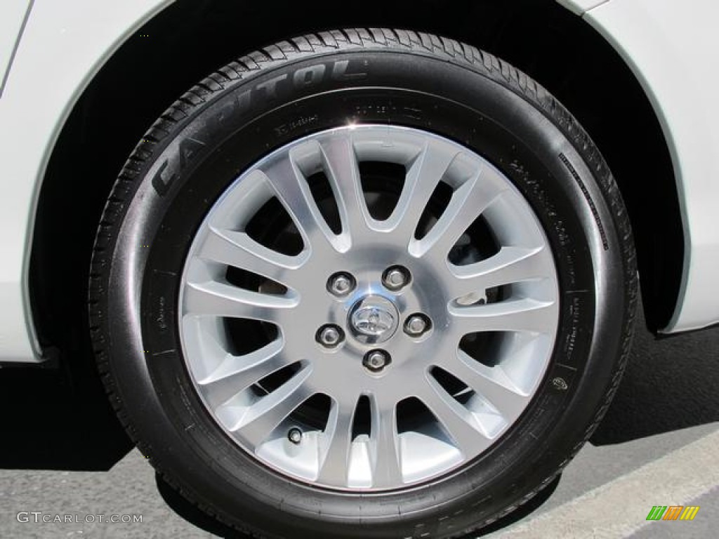 2010 Sienna Limited - Super White / Stone photo #18