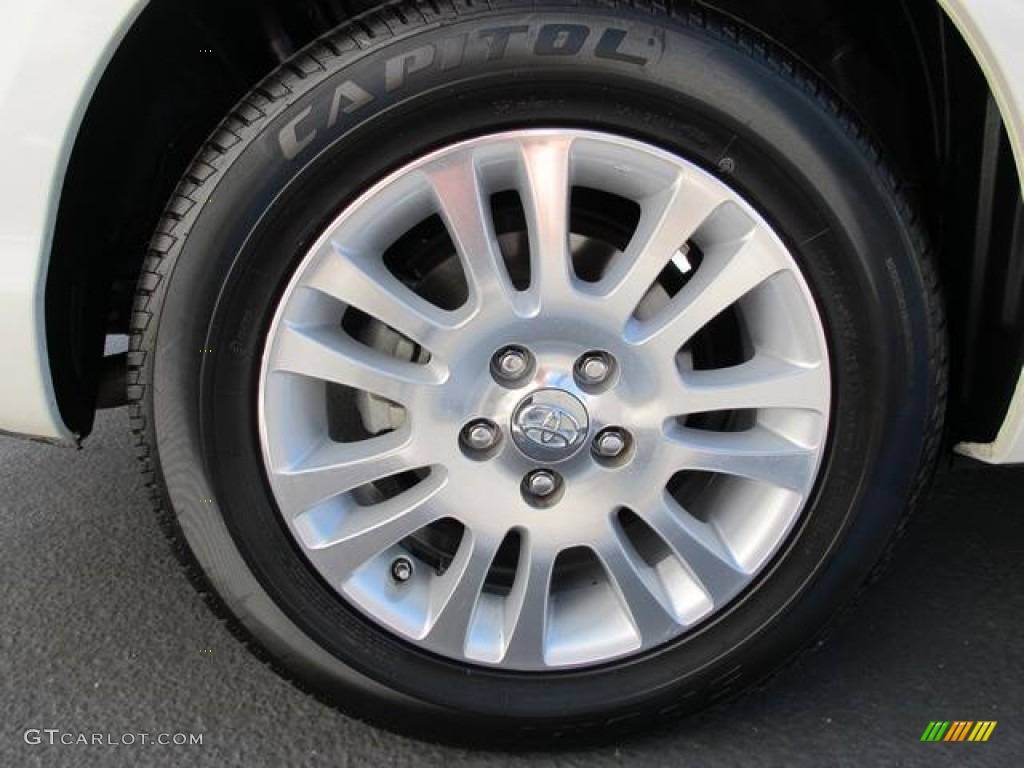 2010 Sienna Limited - Super White / Stone photo #19