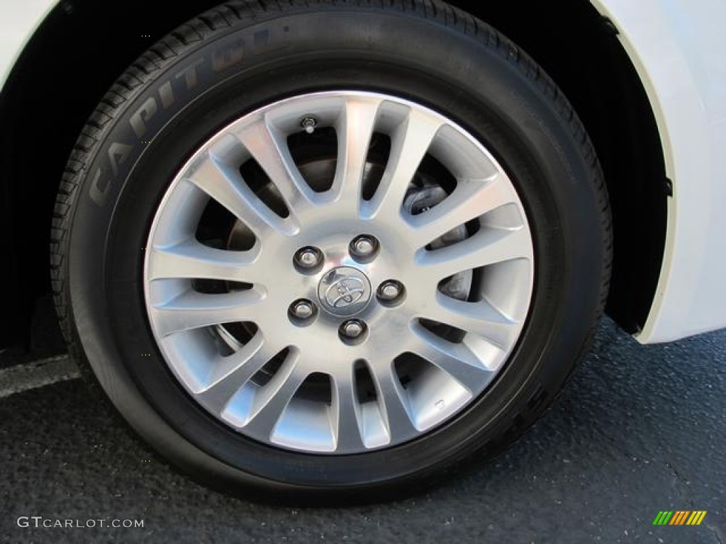 2010 Sienna Limited - Super White / Stone photo #20