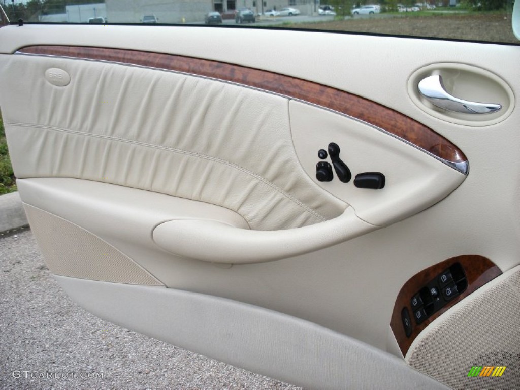2008 Mercedes-Benz CLK 350 Coupe Door Panel Photos