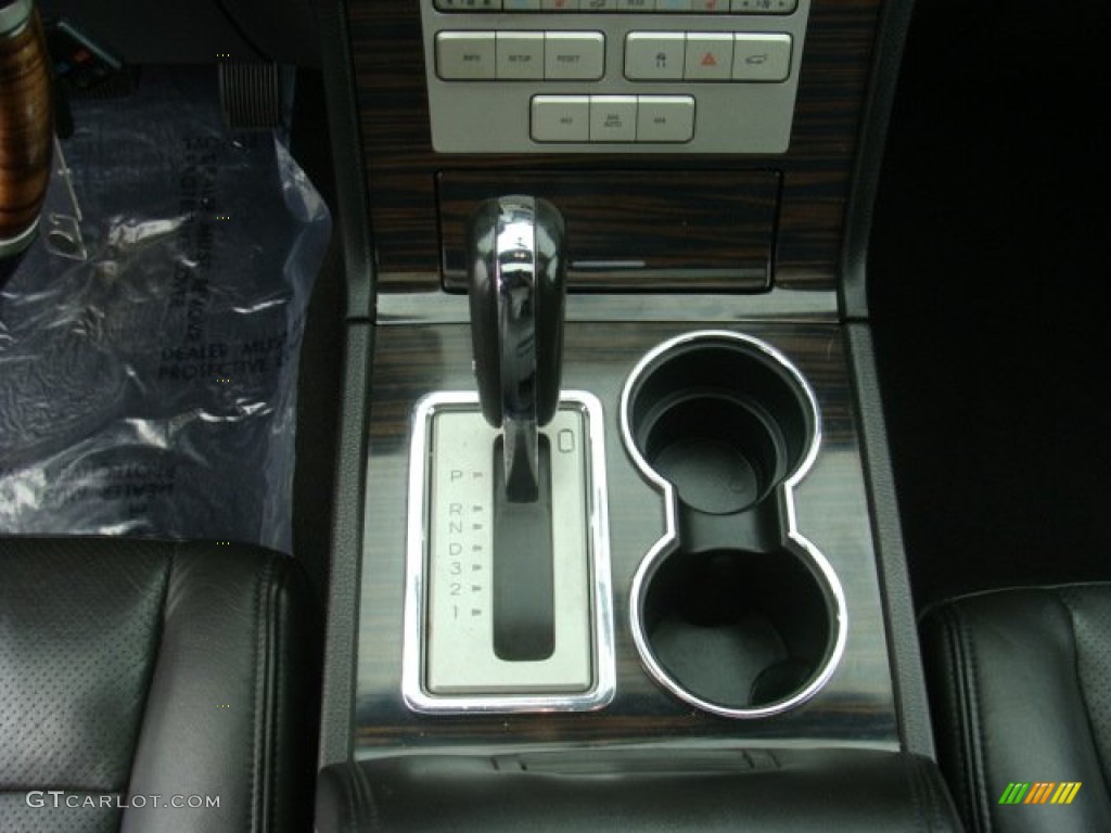 2007 Navigator L Luxury 4x4 - Black / Charcoal photo #19