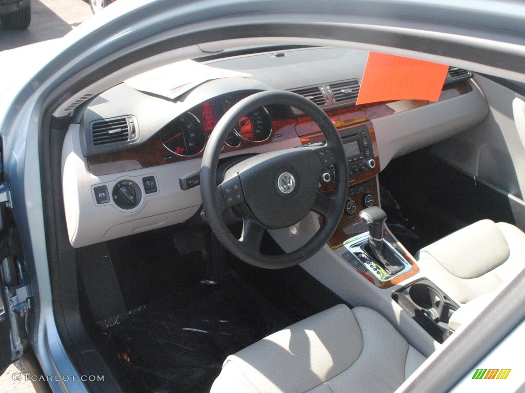 Classic Grey Interior 2006 Volkswagen Passat 3.6 4Motion Sedan Photo #71374138