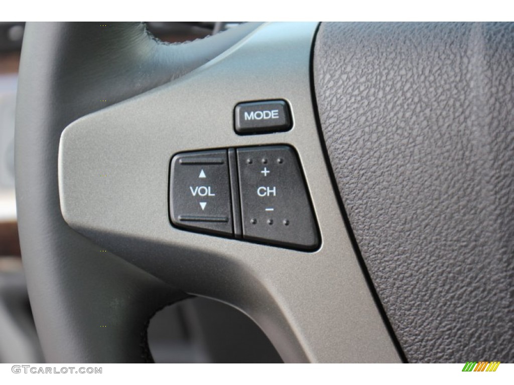 2013 Acura MDX SH-AWD Technology Controls Photo #71375050