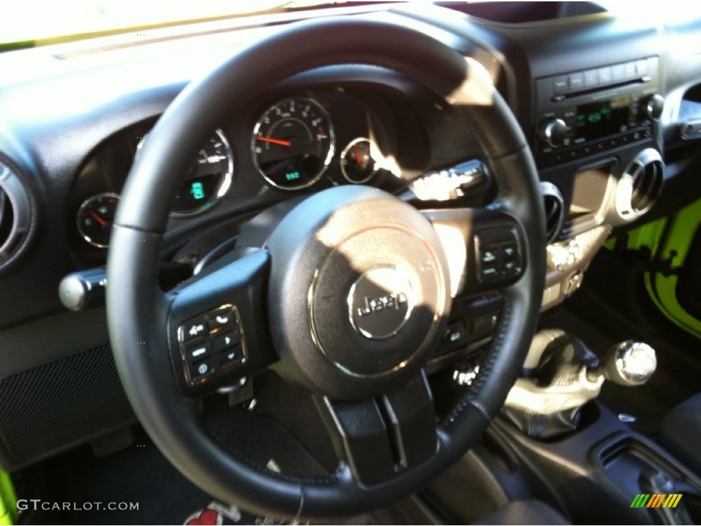 2012 Wrangler Unlimited Sport 4x4 - Gecko Green / Black photo #15