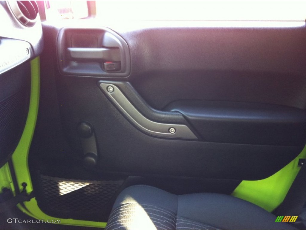 2012 Wrangler Unlimited Sport 4x4 - Gecko Green / Black photo #24