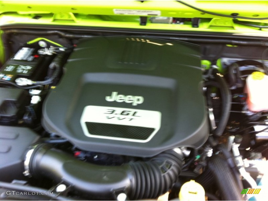 2012 Wrangler Unlimited Sport 4x4 - Gecko Green / Black photo #37