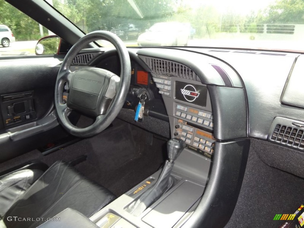 1991 Chevrolet Corvette Convertible Black Dashboard Photo #71377462