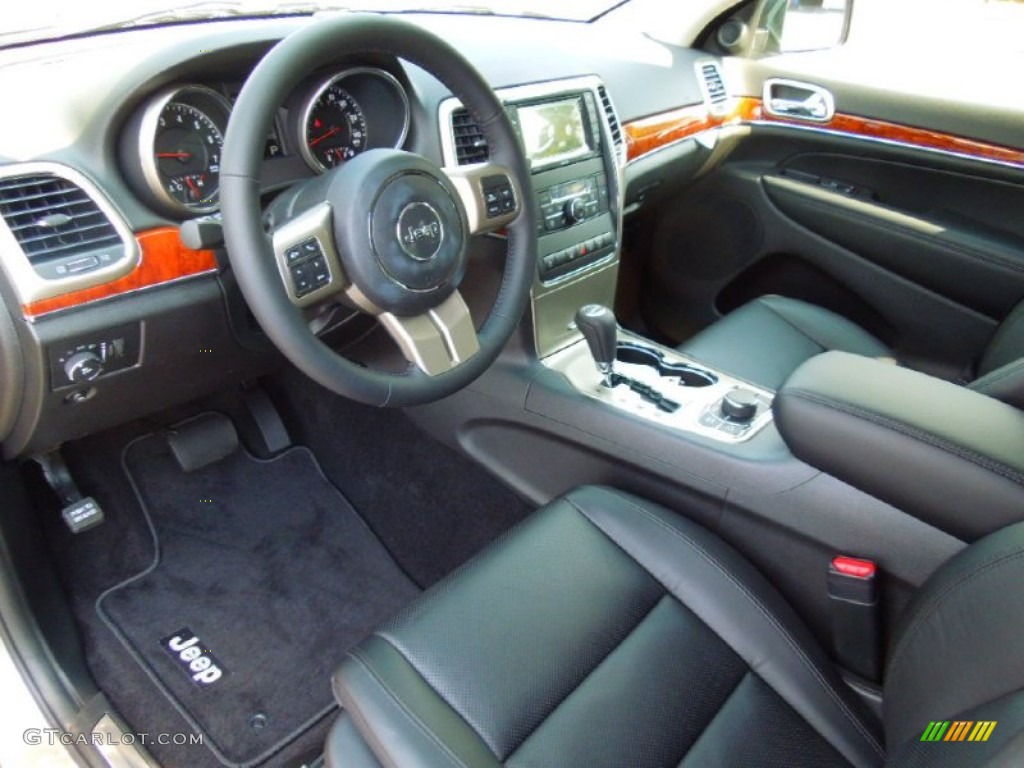 Black Interior 2013 Jeep Grand Cherokee Limited 4x4 Photo #71379118