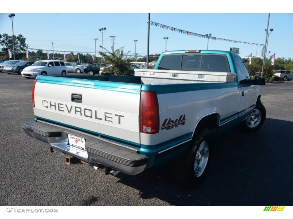 1995 C/K K1500 Regular Cab 4x4 - Bright Teal Metallic / Gray photo #5