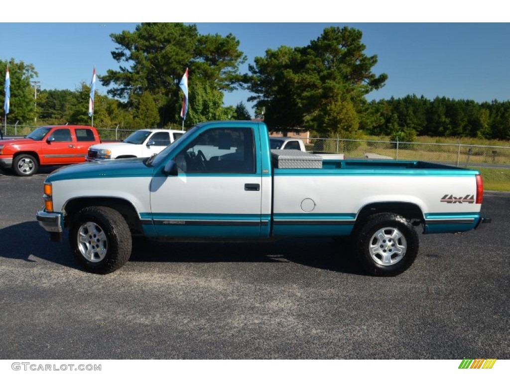 1995 C/K K1500 Regular Cab 4x4 - Bright Teal Metallic / Gray photo #8