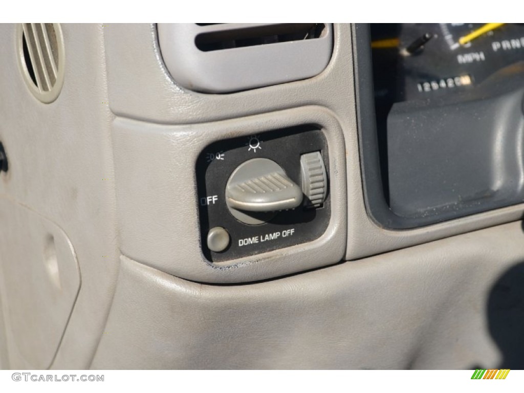 1995 C/K K1500 Regular Cab 4x4 - Bright Teal Metallic / Gray photo #14