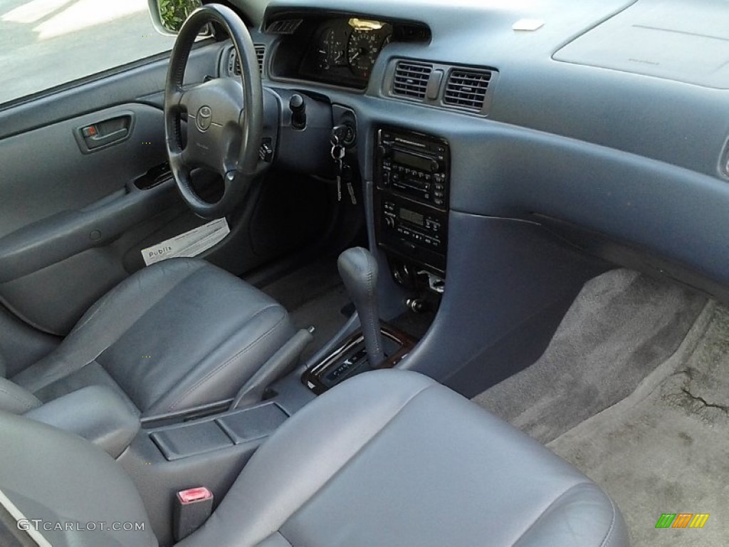 2000 Camry XLE V6 - Lunar Mist Metallic / Gray photo #22